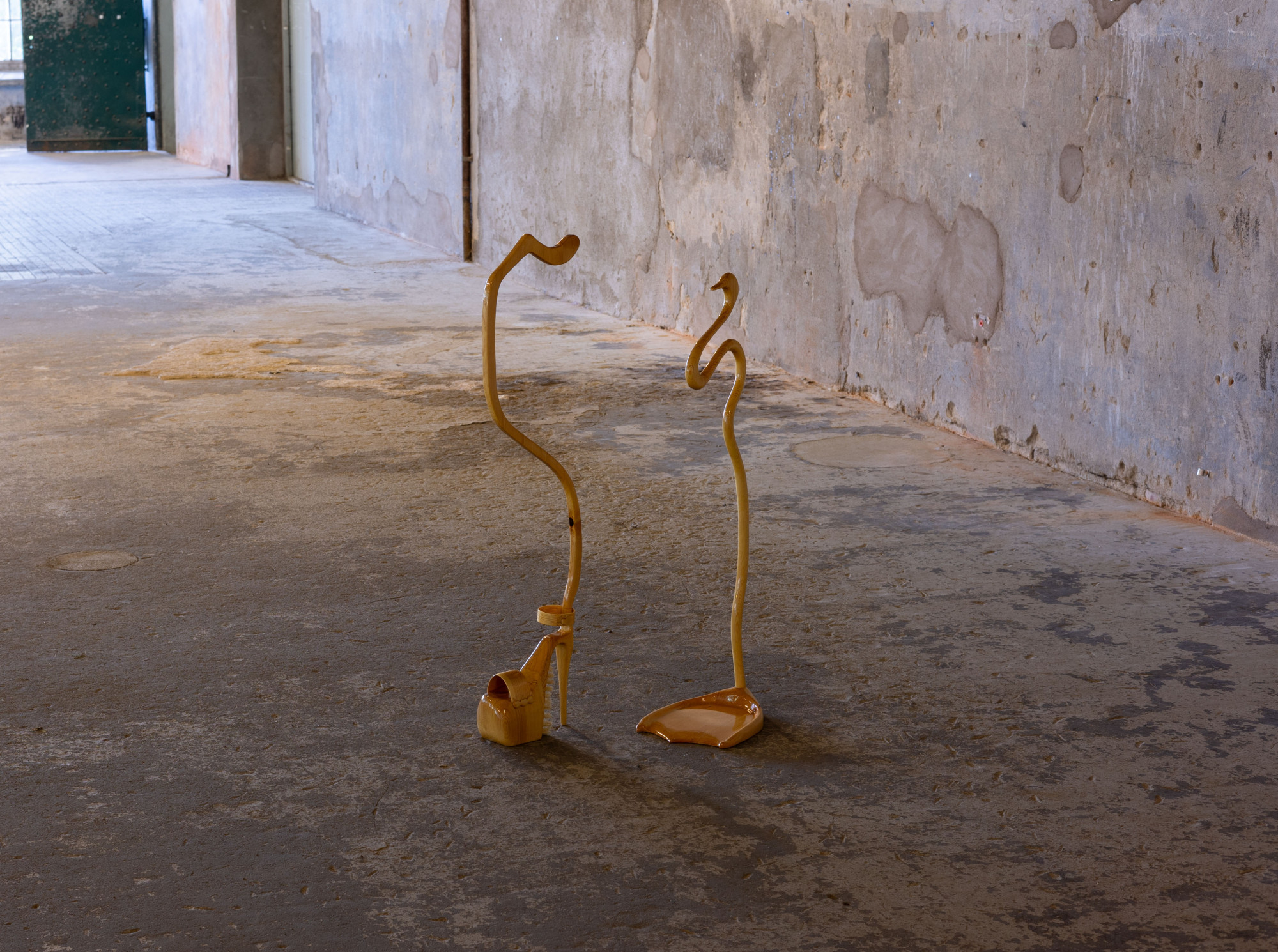 Agora - Flytta på dig, du skymmer solen